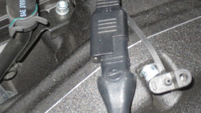 oem Harley met standaard SAE connector.JPG